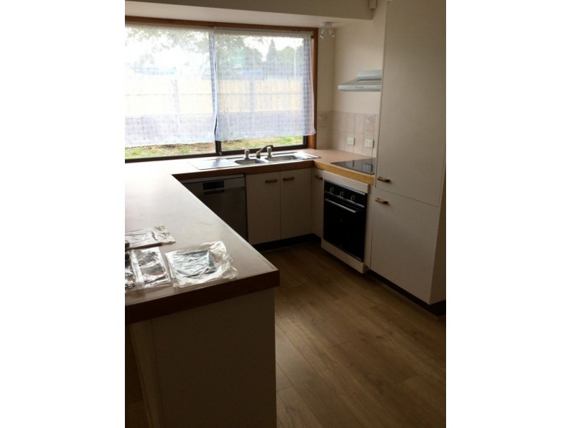 17-19 Jones Road, Bellbird Park QLD 4300