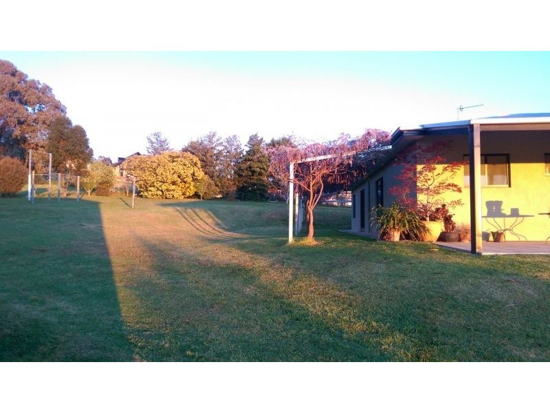 18 Willow Tree Place, Springvale NSW 2650