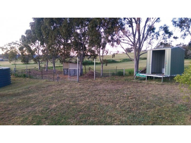 18 Willow Tree Place, Springvale NSW 2650