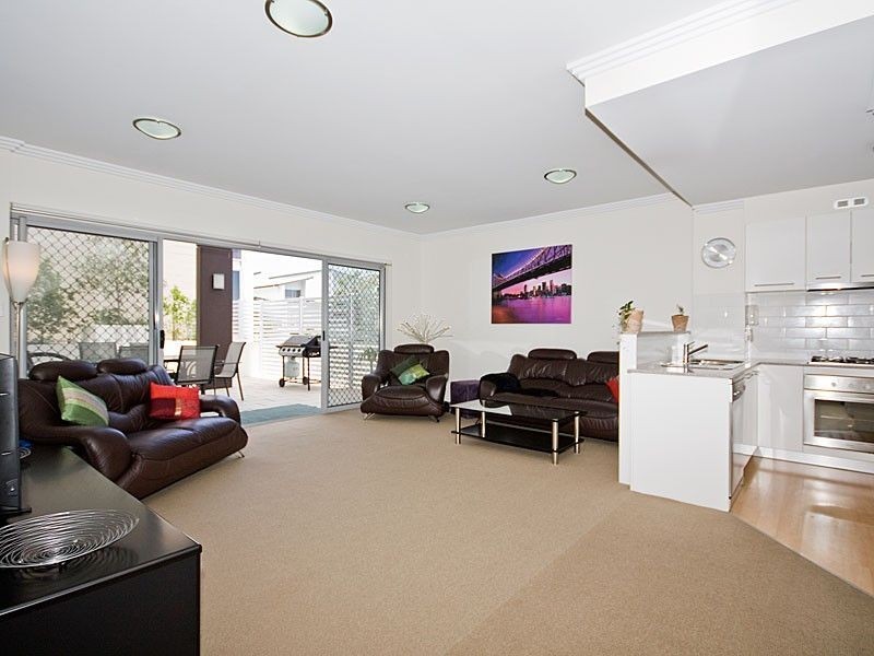 15/246 Arthur Street, Teneriffe QLD 4005