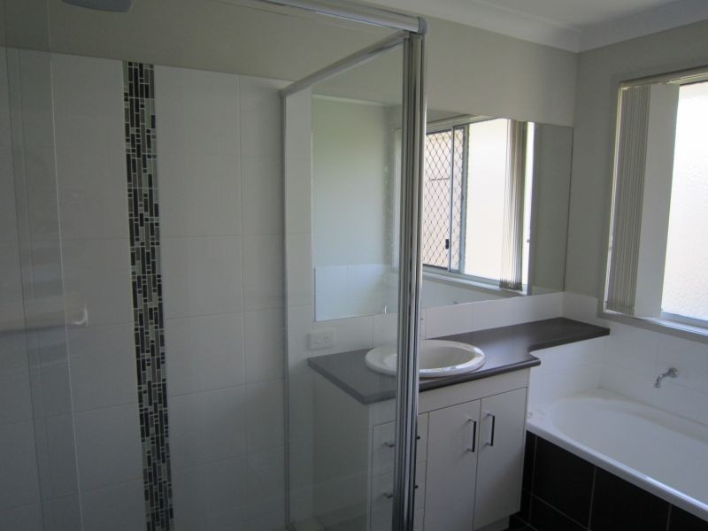 130 Ropley Road, Wynnum West QLD 4178