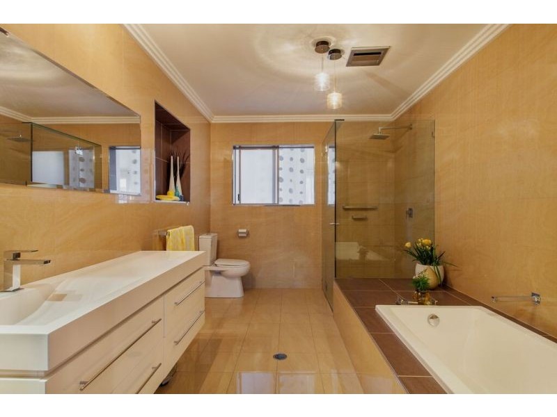 39 Indus Street, Camp Hill QLD 4152