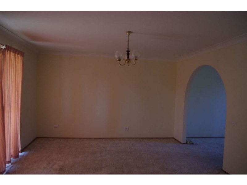 2 Knightsbridge Place, Castle Hill NSW 2154