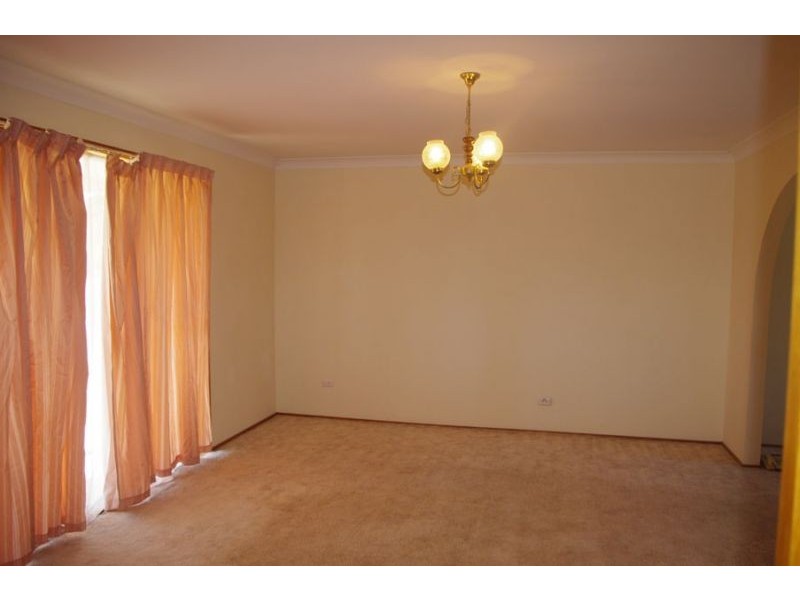 2 Knightsbridge Place, Castle Hill NSW 2154