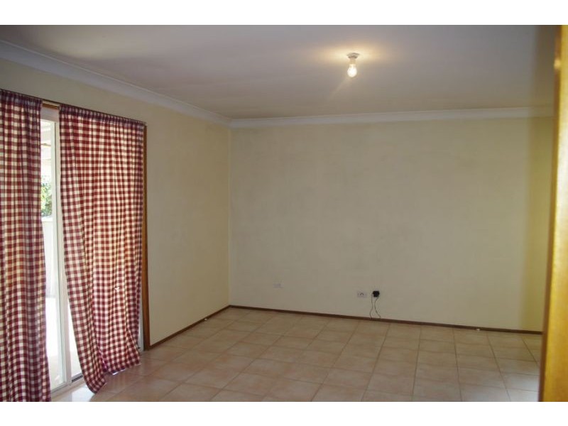 2 Knightsbridge Place, Castle Hill NSW 2154