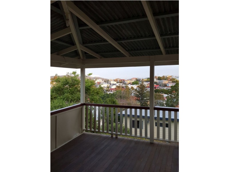 33 Calton Tce, Gympie QLD 4570