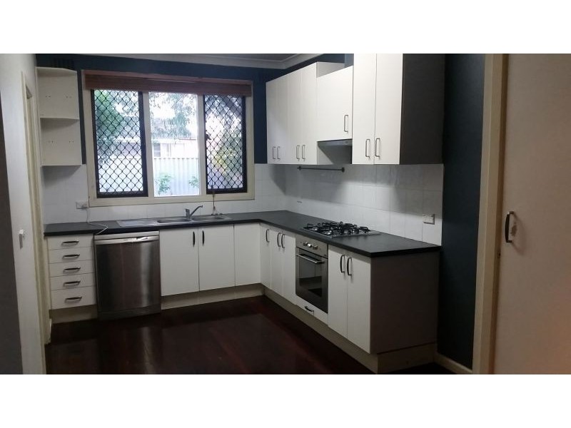 16 Stebbing Way, Girrawheen WA 6064