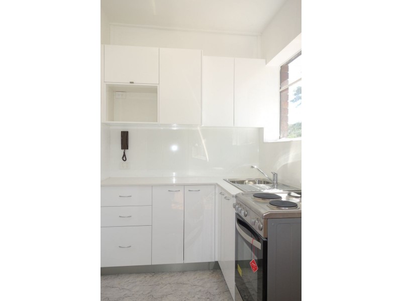 2/341 Alfred Street, North Sydney NSW 2060