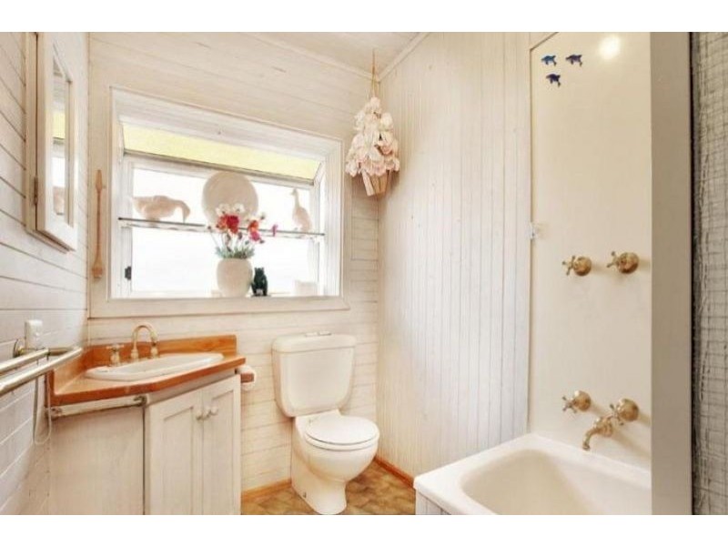 4 Milliara Street, Mount Waverley VIC 3149