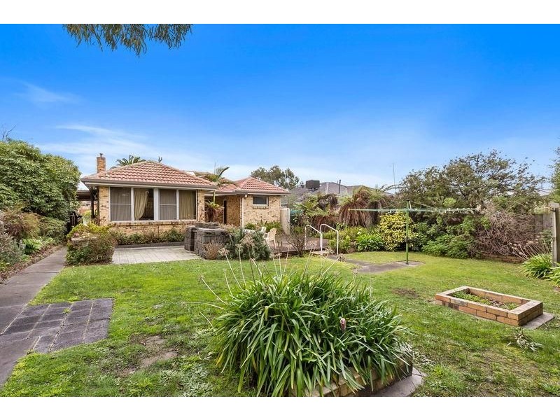 4 Milliara Street, Mount Waverley VIC 3149