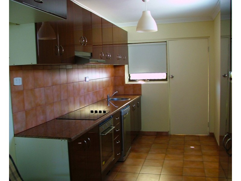 102 Manning Road, Manning WA 6152