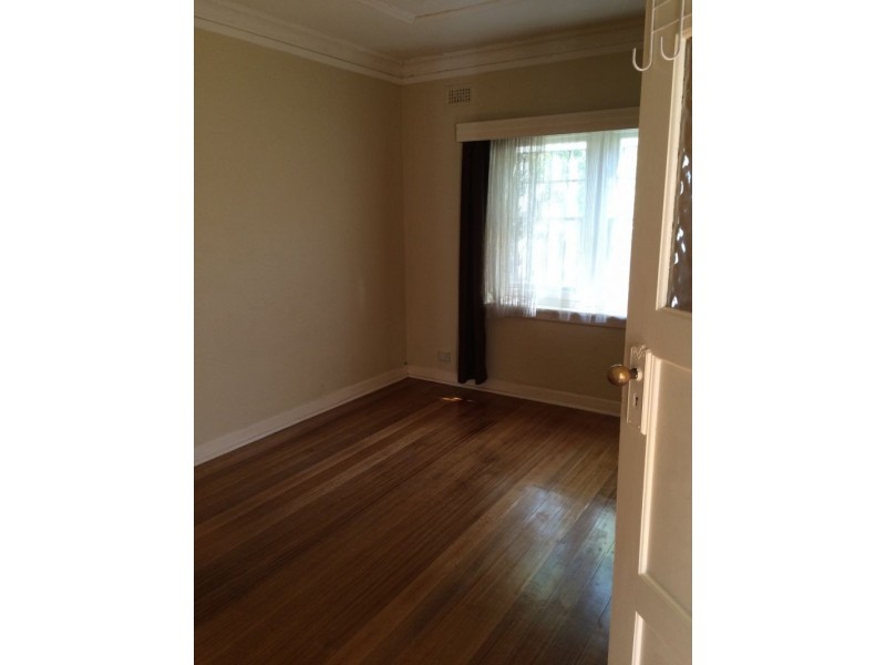 111 Eastwood Street, Kensington VIC 3031