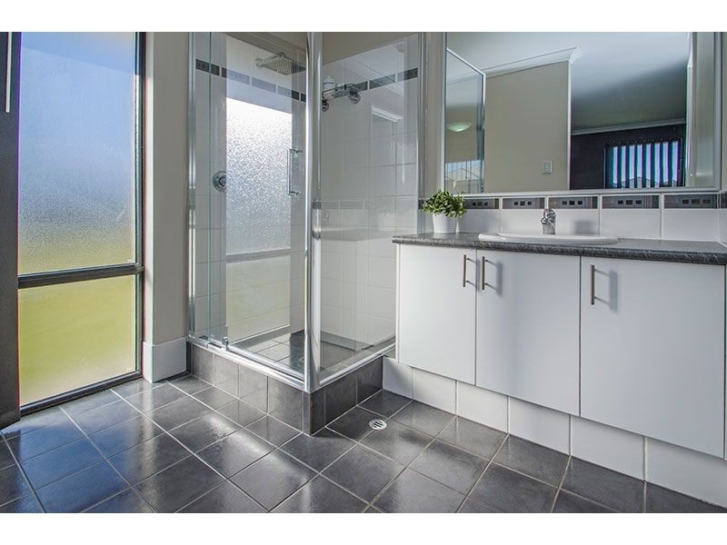 4 Sadler Circuit, Australind WA 6233