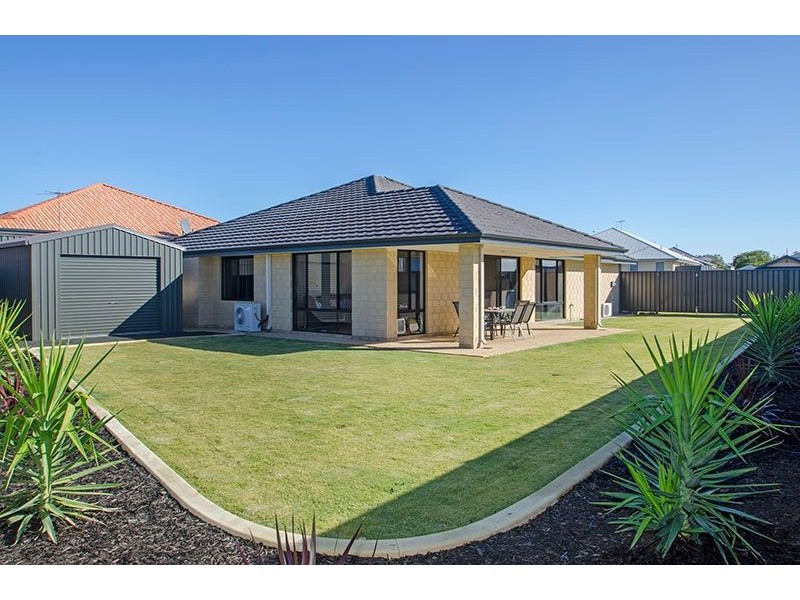 4 Sadler Circuit, Australind WA 6233