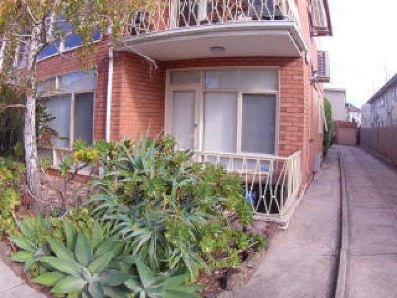 2/22 Orange Grove, Balaclava VIC 3183