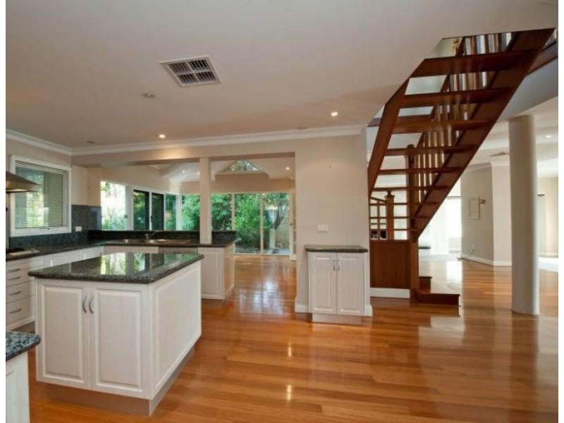 170 Waratah Place, Dalkeith WA 6009