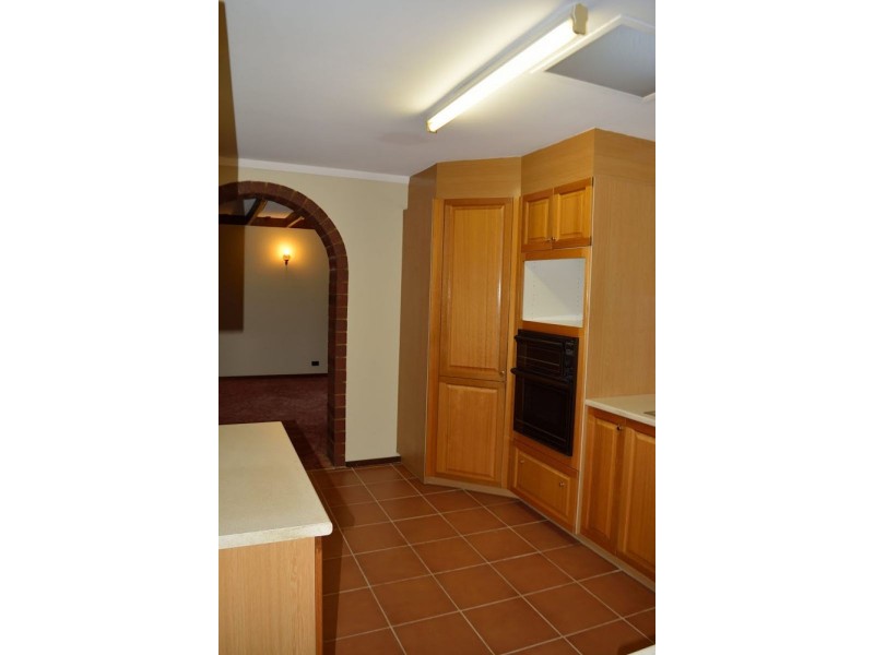 17 Wangoola Terrace, Mount Nasura WA 6112