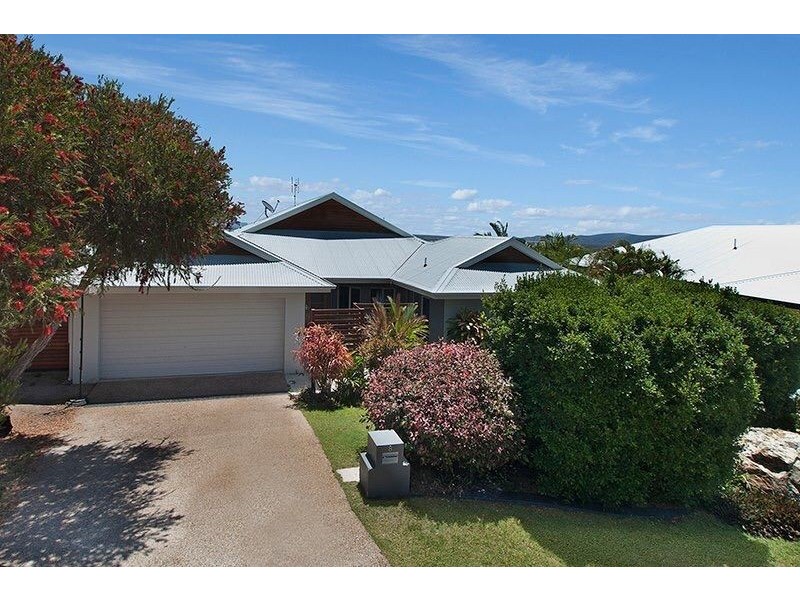 8 Kensington Court, Castle Hill QLD 4810