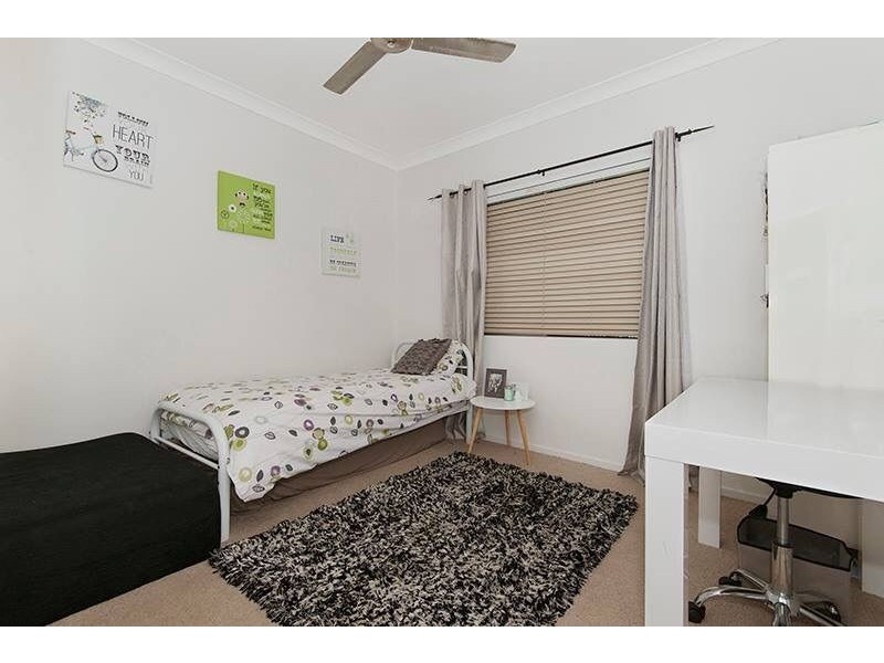 8 Kensington Court, Castle Hill QLD 4810