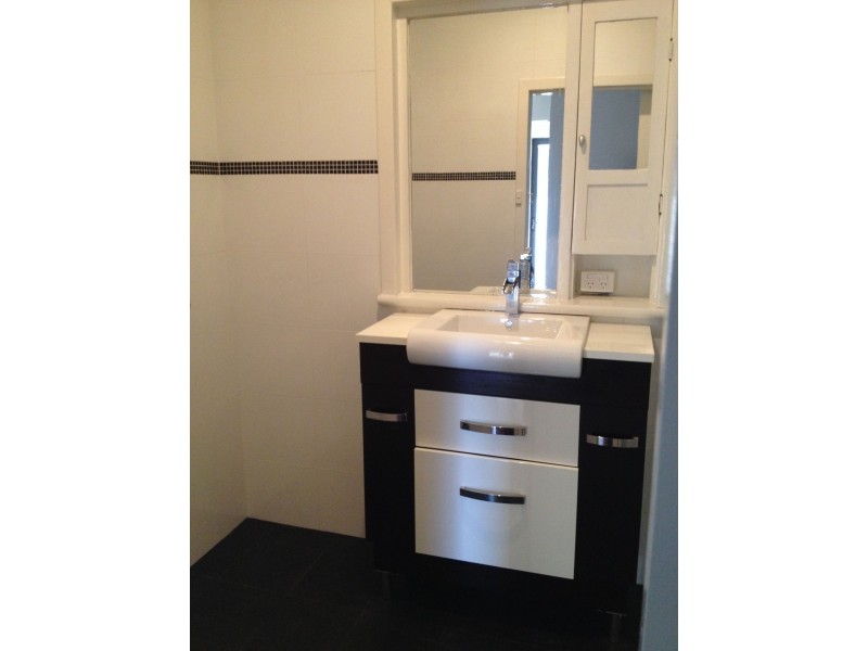 10 Hornsby  Street, Melville WA 6156