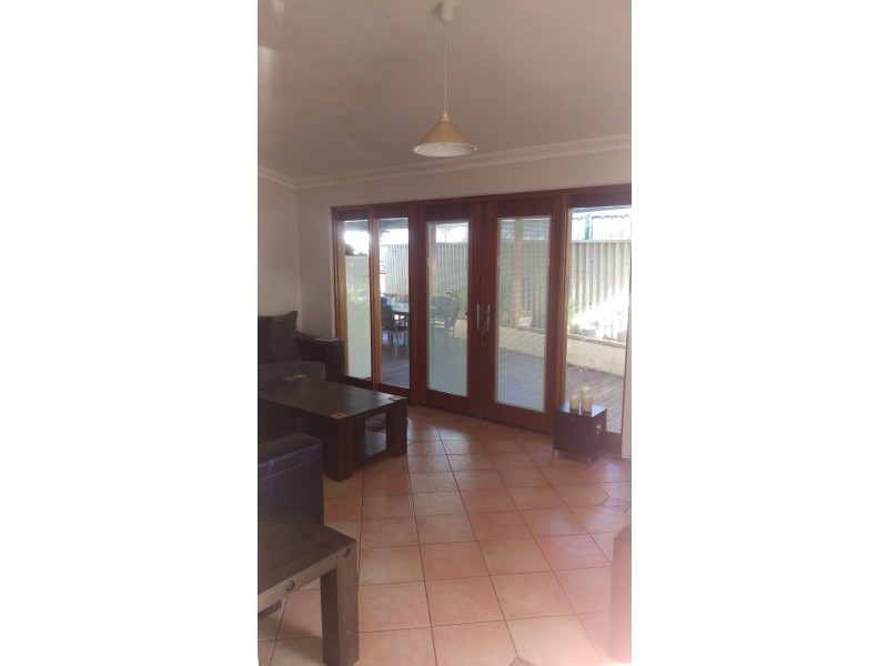 10 Hornsby  Street, Melville WA 6156