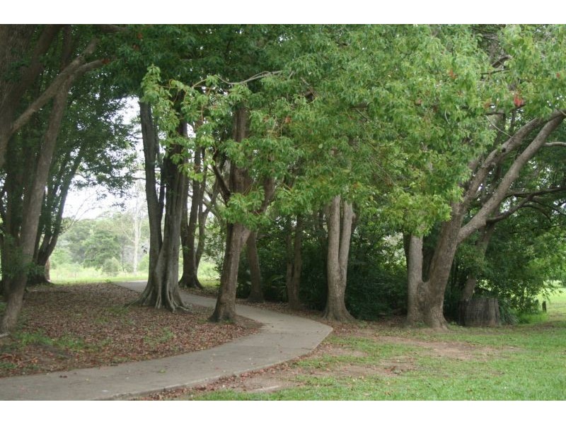 9 Houghton Street, Petrie QLD 4502