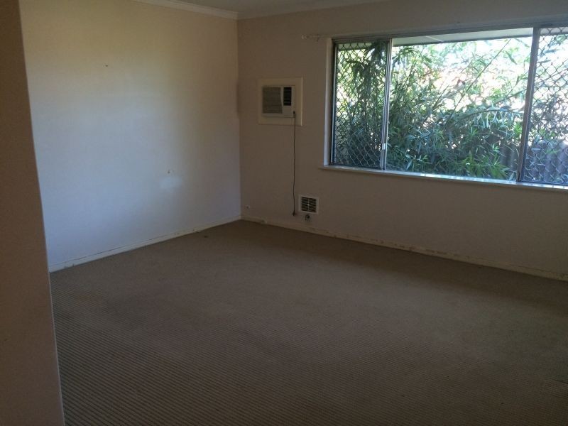 1/14 Mcwhae Road, Hillarys WA 6025