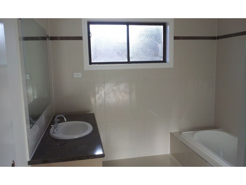 1/34 Fifth Ave, Rosebud VIC 3939