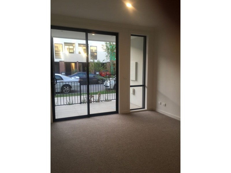 28 Hewitt Avenue, Footscray VIC 3011