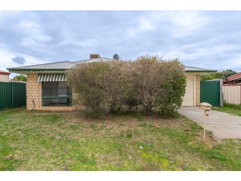 18 Needlewood Rise, Kenwick WA 6107