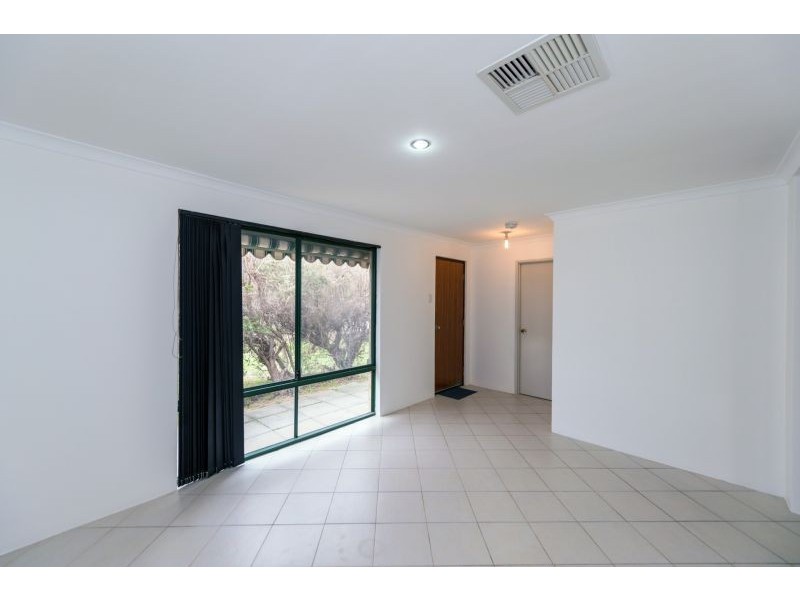 18 Needlewood Rise, Kenwick WA 6107