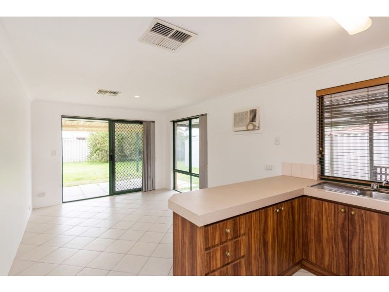 18 Needlewood Rise, Kenwick WA 6107