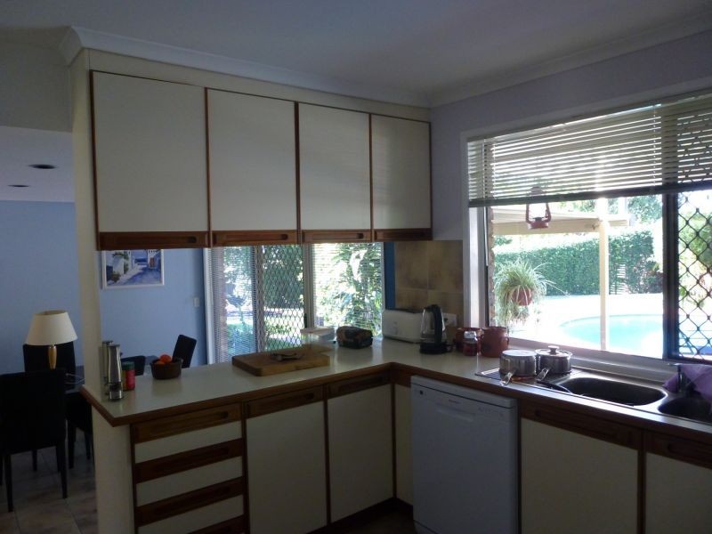 4 Kaiser Drive, Windaroo QLD 4207