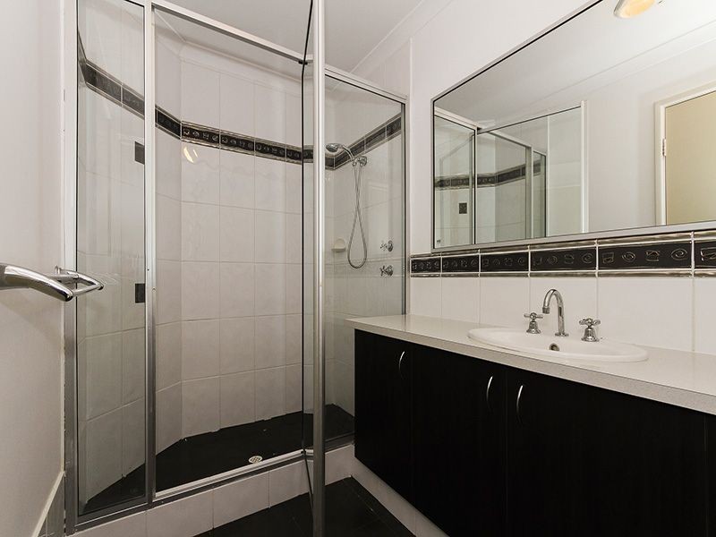 9 Alandale Bend, Banksia Grove WA 6031