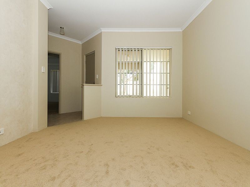 9 Alandale Bend, Banksia Grove WA 6031