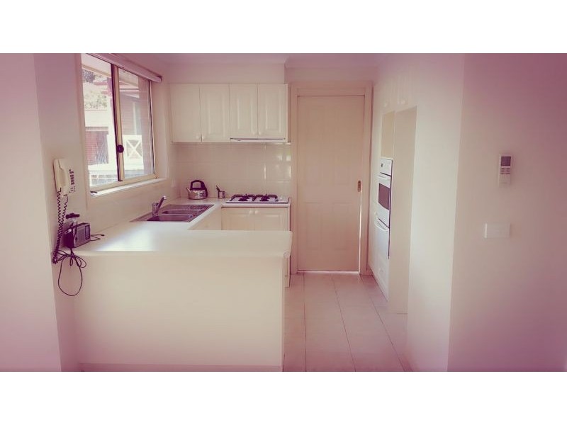 1/24 Wilson Ave, Montmorency VIC 3094