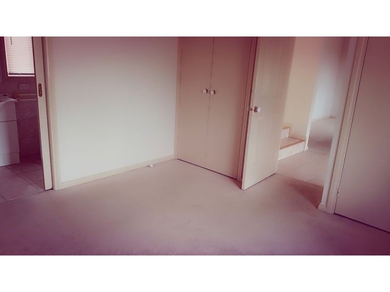 1/24 Wilson Ave, Montmorency VIC 3094