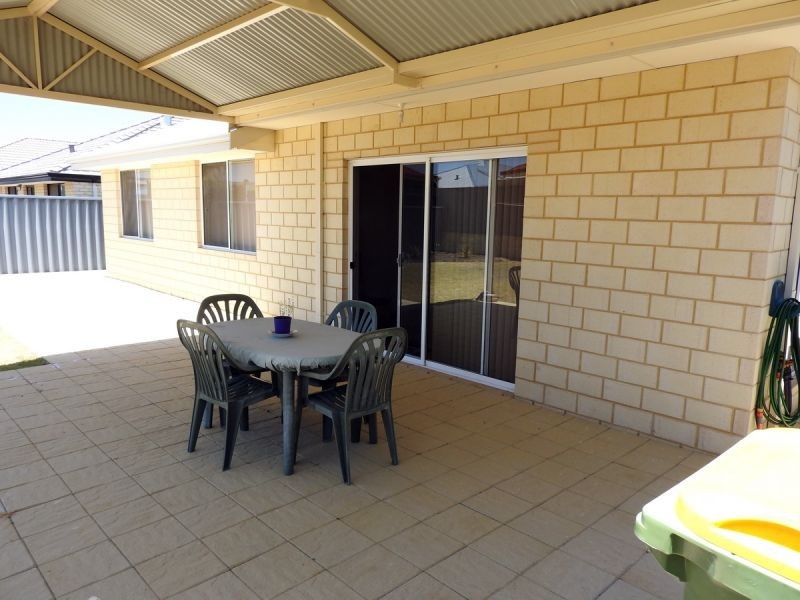 43 Claret Ash Boulevard, Baldivis WA 6171