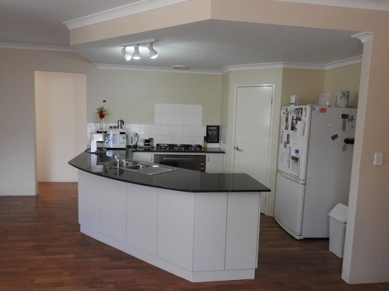 43 Claret Ash Boulevard, Baldivis WA 6171