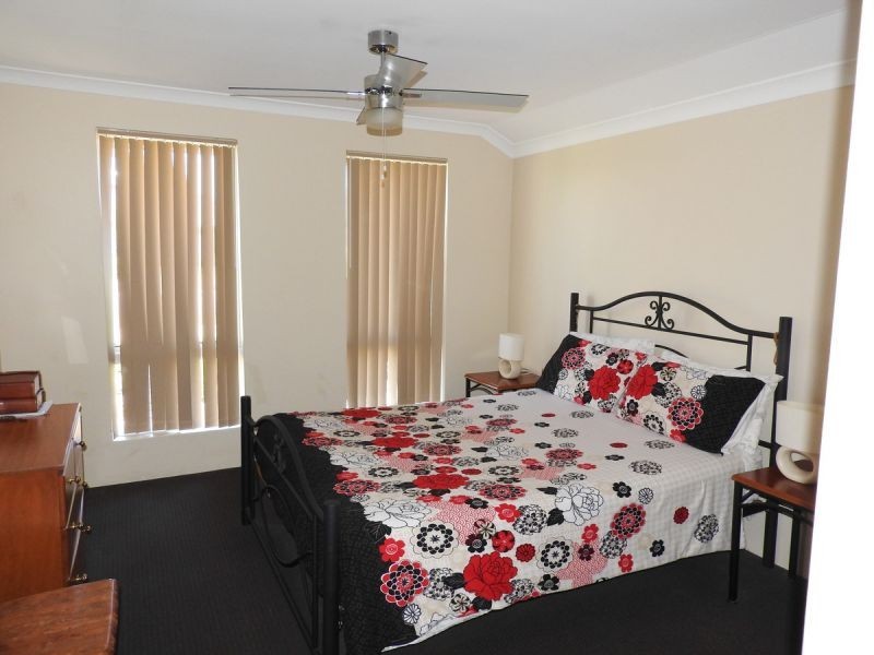 43 Claret Ash Boulevard, Baldivis WA 6171