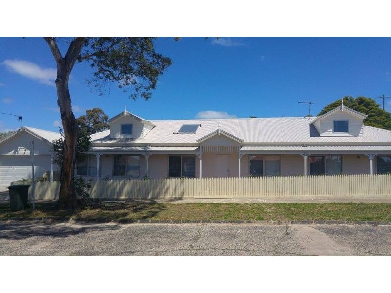 61 Lascelles Avenue, Manifold Heights VIC 3218