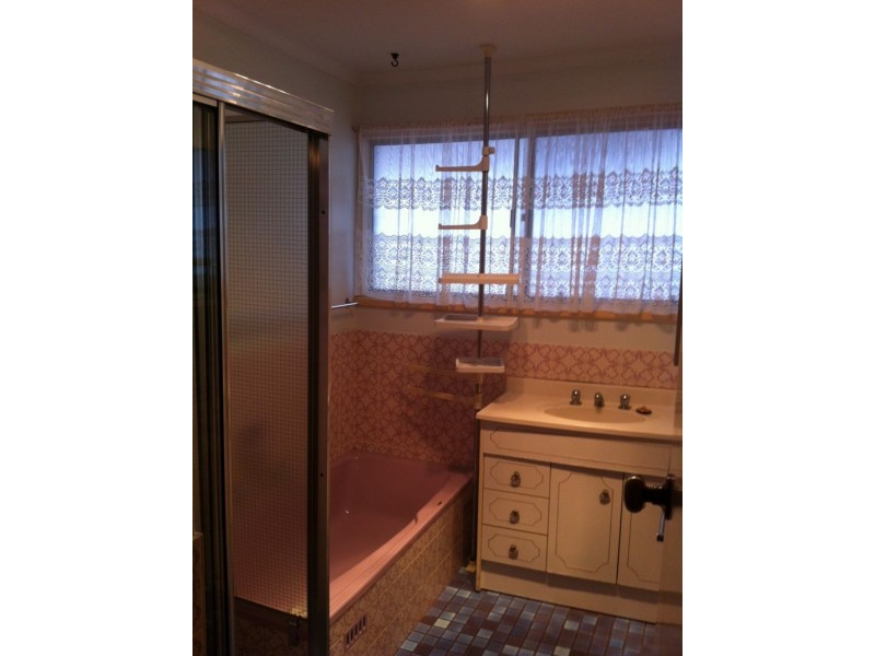 13 Easton Rd, Happy Valley SA 5159