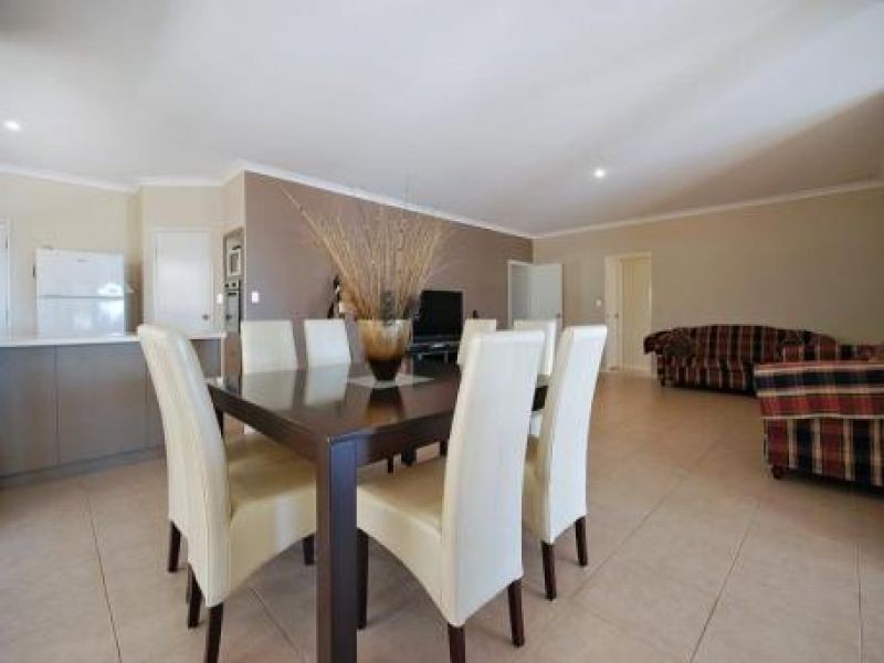 33 Hennessy Drive, Ashby WA 6065