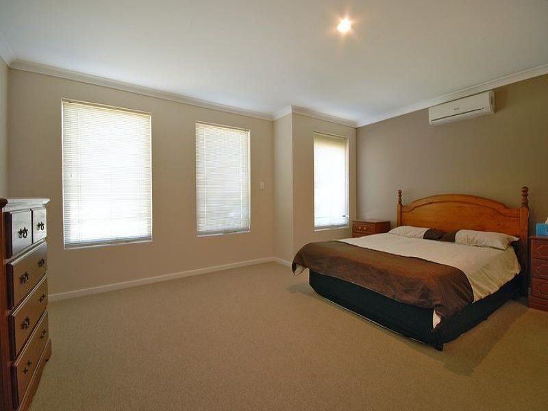 33 Hennessy Drive, Ashby WA 6065