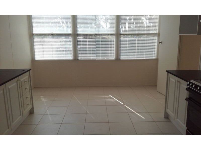 56 Martindale Crescent, Seymour VIC 3660