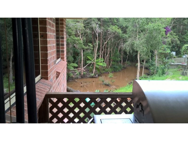 17 Willow Road, Springfield NSW 2250