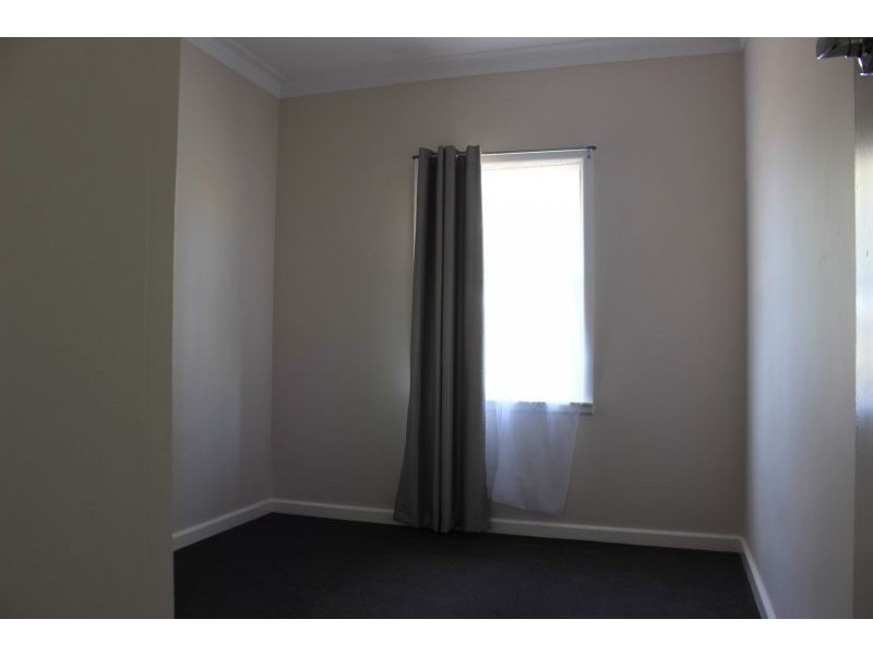 27 Water St, Brown Hill VIC 3350