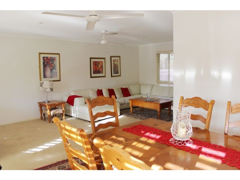 5 Bergan Place, Cleveland QLD 4163