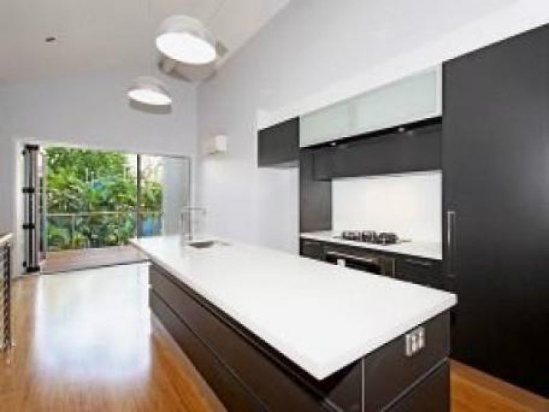 1/10 Highlands Street, Albion QLD 4010
