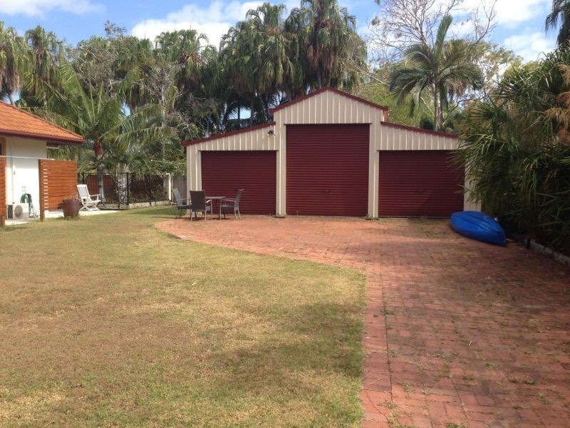 2 Skudutis Place, Dolphin Heads QLD 4740